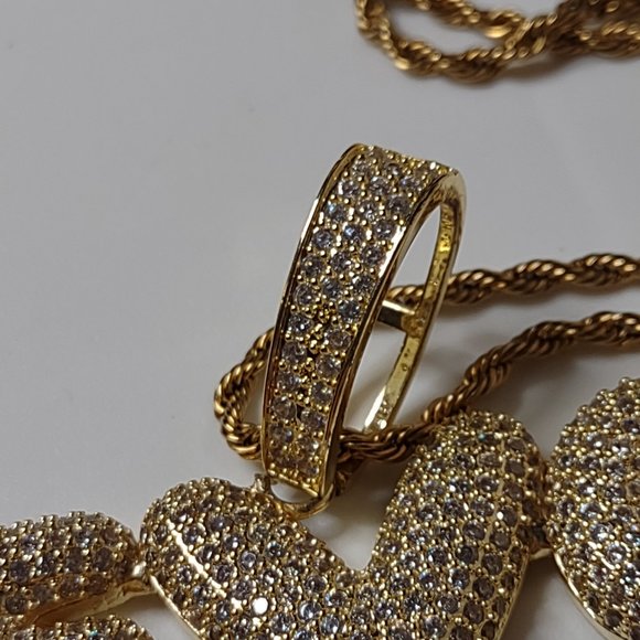 Very Cool Large KEV OG Pendant On 24 Inch Chain - Picture 6 of 16